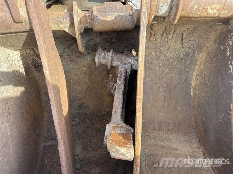 CASE CX250D Pelle Sur Chenille Tracked Excavator Bagri goseničarji