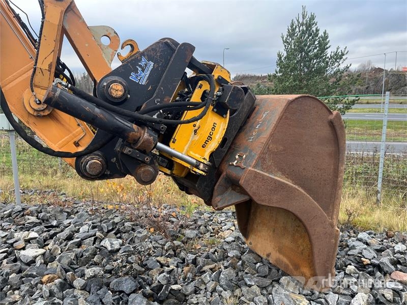 CASE CX250D Tracked Excavator Kāpurķēžu ekskavatori