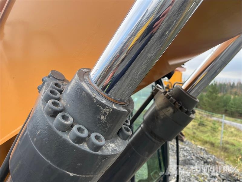 CASE CX250D Tracked Excavator Kāpurķēžu ekskavatori