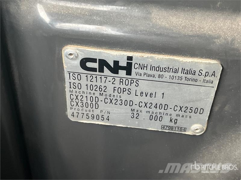 CASE CX250D Tracked Excavator Kāpurķēžu ekskavatori