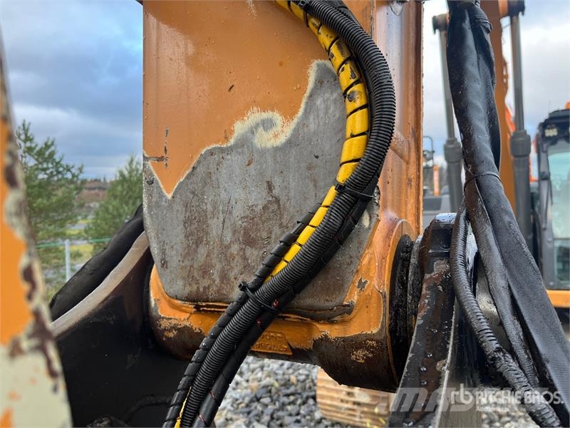 CASE CX250D Tracked Excavator Kāpurķēžu ekskavatori