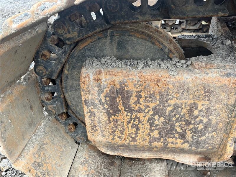 CASE CX250D Tracked Excavator Kāpurķēžu ekskavatori