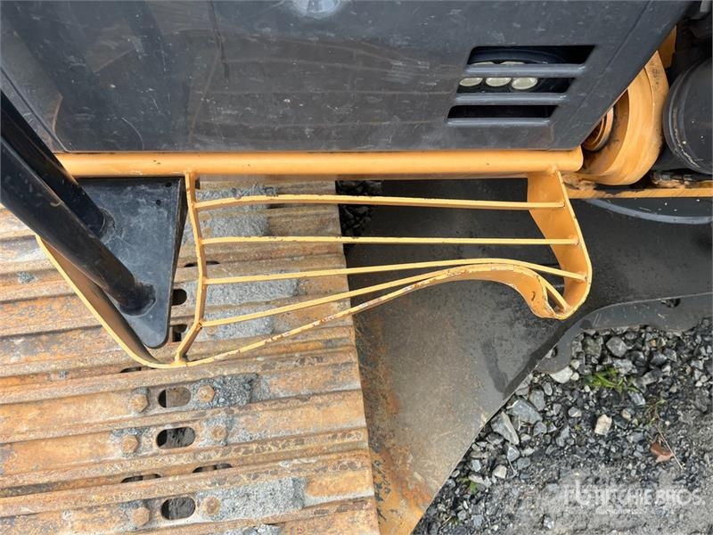 CASE CX250D Tracked Excavator Kāpurķēžu ekskavatori