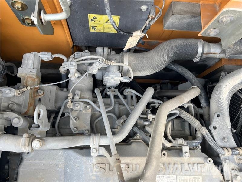 CASE CX250D Tracked Excavator Kāpurķēžu ekskavatori