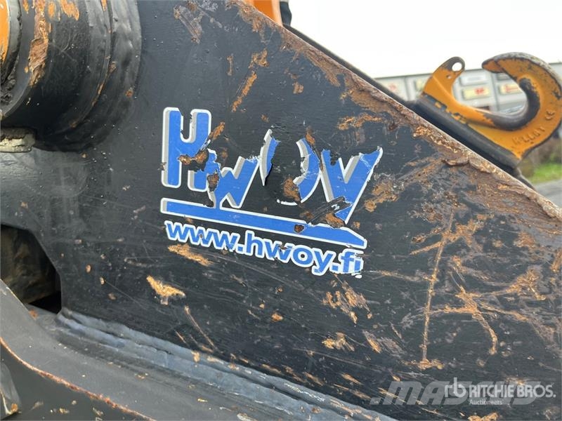 CASE CX250D Tracked Excavator Kāpurķēžu ekskavatori