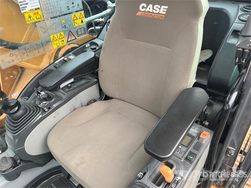 CASE CX250D Tracked Excavator Kāpurķēžu ekskavatori