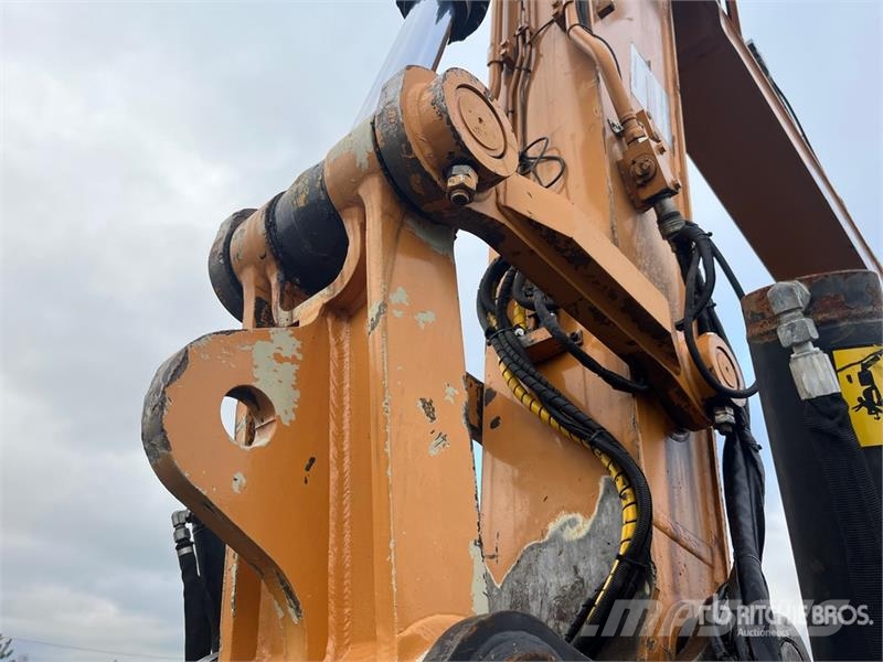 CASE CX250D Tracked Excavator Kāpurķēžu ekskavatori
