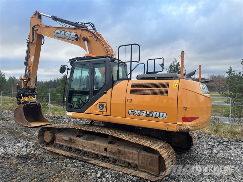 CASE CX250D Tracked Excavator Kāpurķēžu ekskavatori