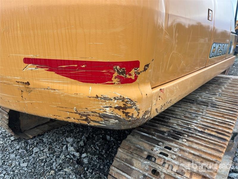 CASE CX250D Tracked Excavator Kāpurķēžu ekskavatori