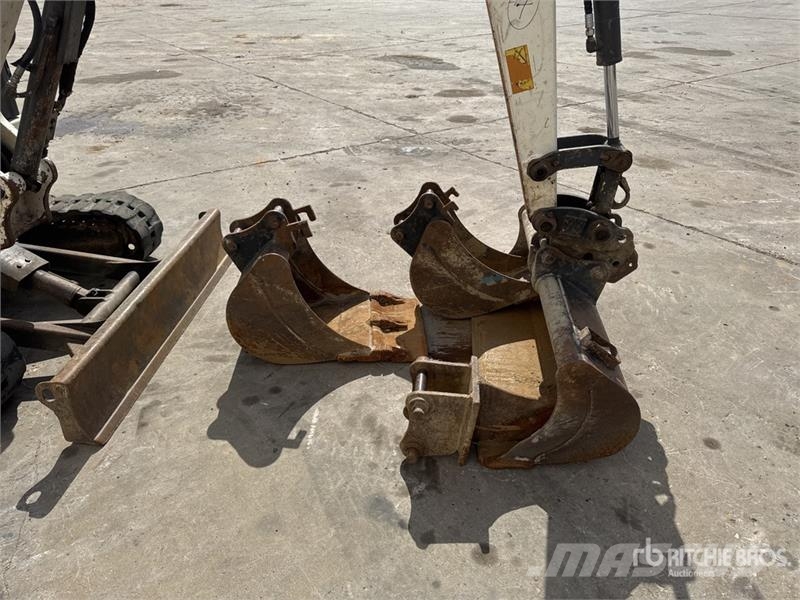 CASE CX26B Mini Pelle Mini Excavator Minigrävare < 7t