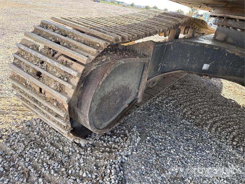CASE CX300D Tracked Excavator Pásové rýpadlá