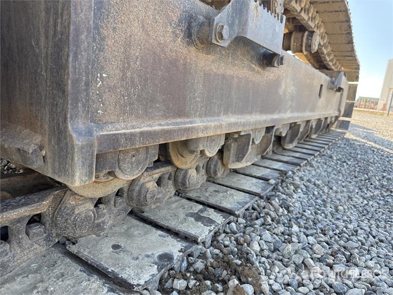 CASE CX300D Tracked Excavator Pásové rýpadlá