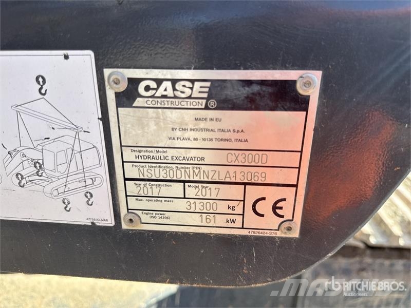 CASE CX300D Tracked Excavator Pásové rýpadlá