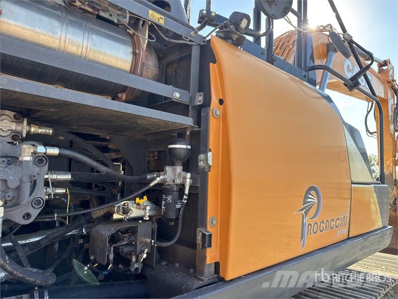 CASE CX300D Tracked Excavator Pásové rýpadlá