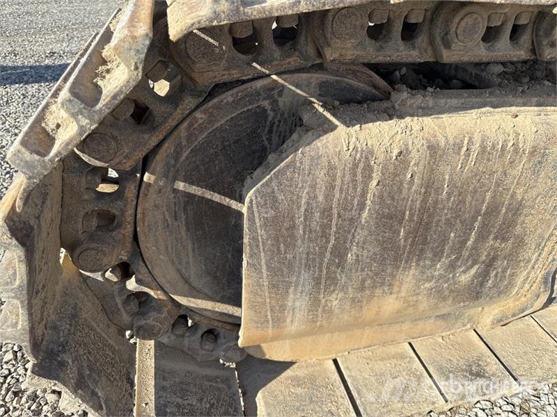 CASE CX300D Tracked Excavator Pásové rýpadlá