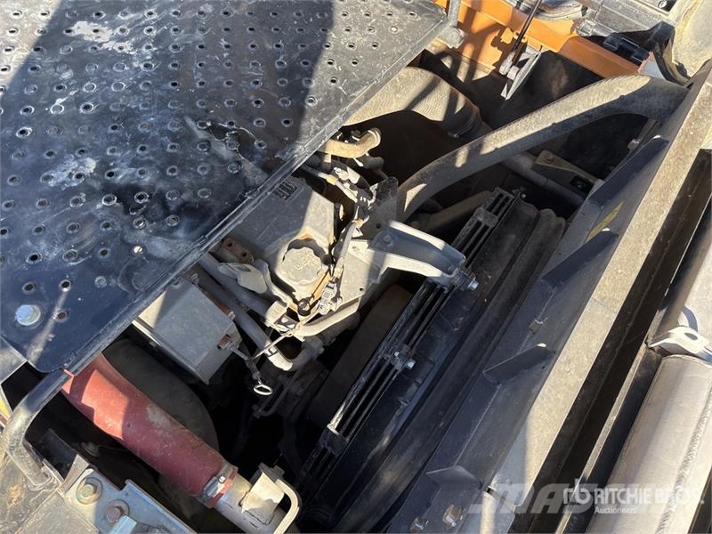 CASE CX300D Tracked Excavator Pásové rýpadlá