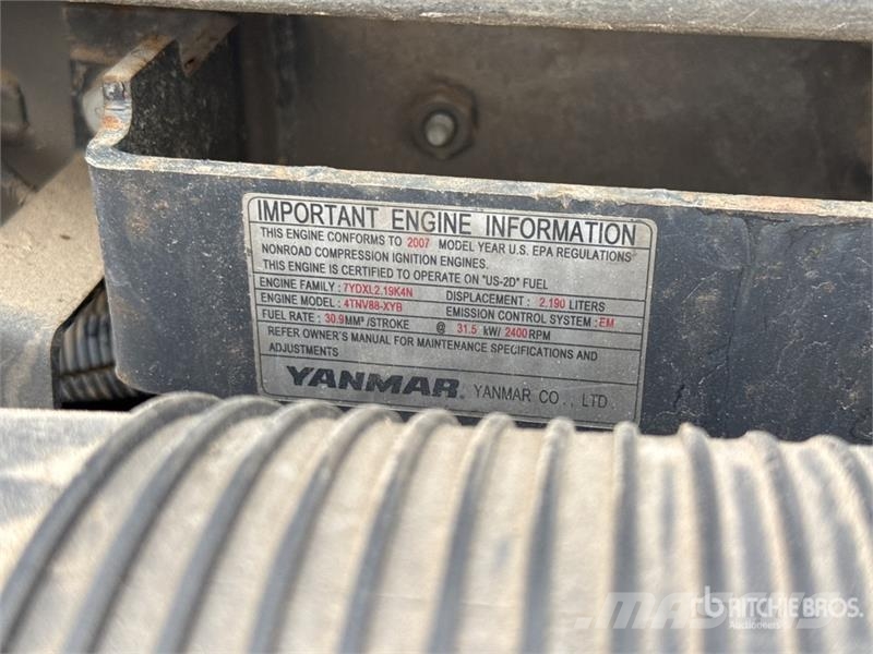 CASE CX50B C Mini Pelle Mini Excavator Minikaivukoneet < 7t