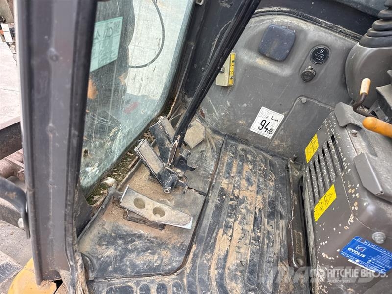 CASE CX50B C Mini Pelle Mini Excavator Minikaivukoneet < 7t