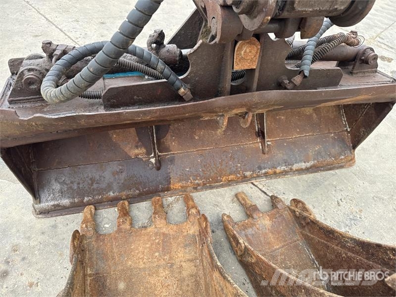 CASE CX50B C Mini Pelle Mini Excavator Minikaivukoneet < 7t