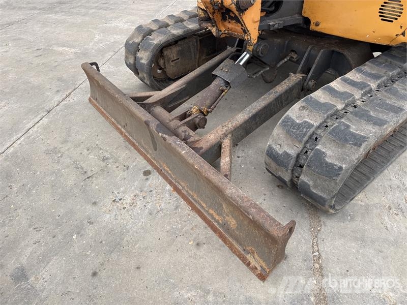 CASE CX50B C Mini Pelle Mini Excavator Minikaivukoneet < 7t
