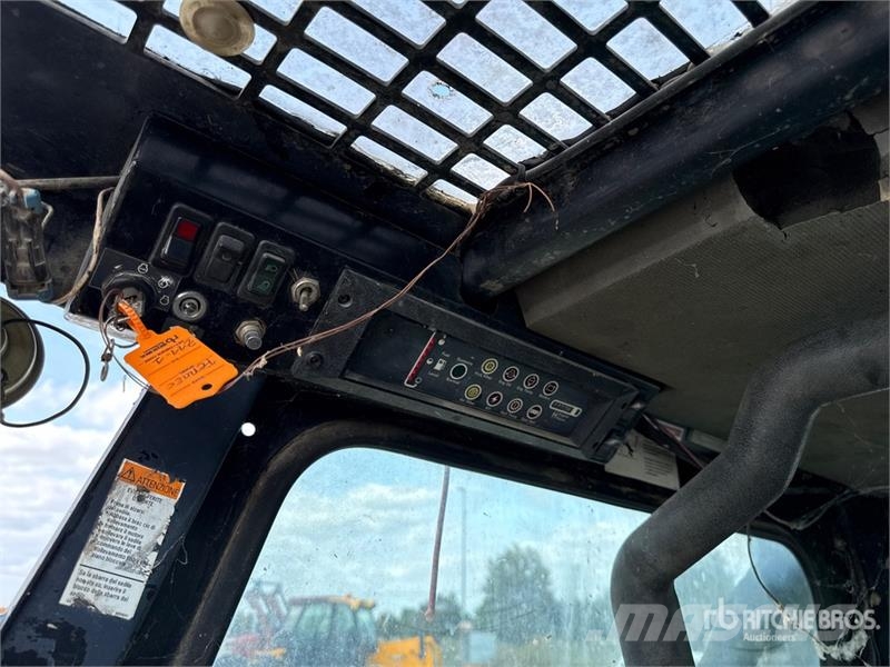 CASE Fermec 526 Skid Steer Loader (Inoperable) Kompaktrakodók