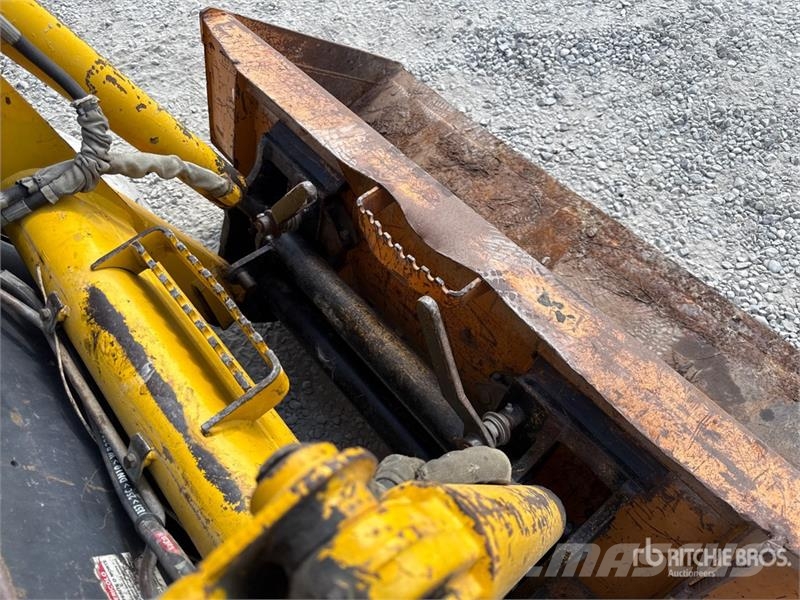CASE Fermec 526 Skid Steer Loader (Inoperable) Kompaktrakodók