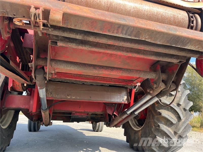 Case IH 1480 Combine Harvester Combine harvesters
