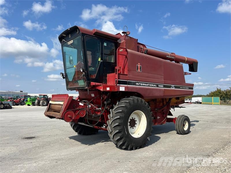 Case IH 1480 Combine Harvester Combine harvesters