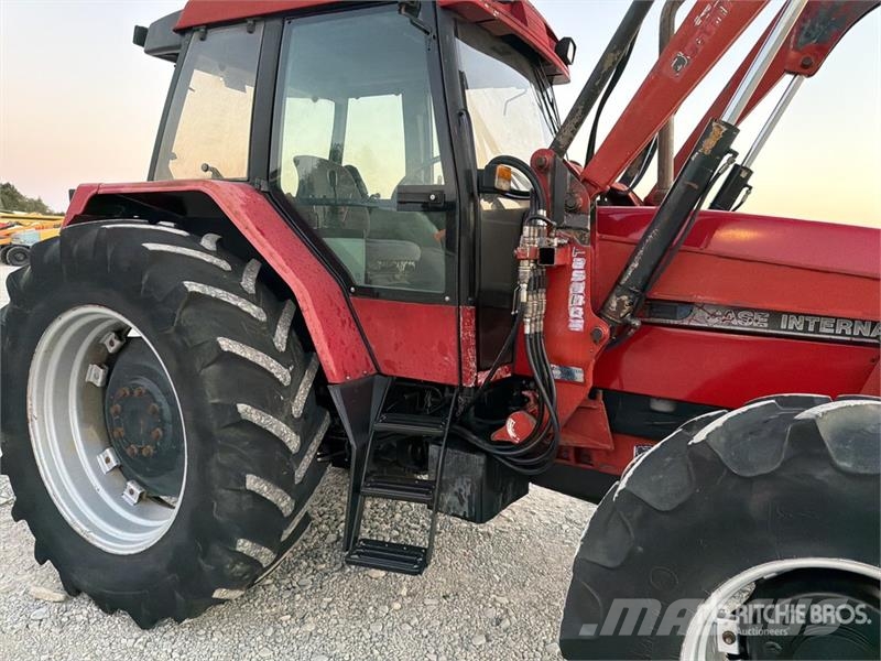 Case IH 5130 4WD Tractor Traktoren