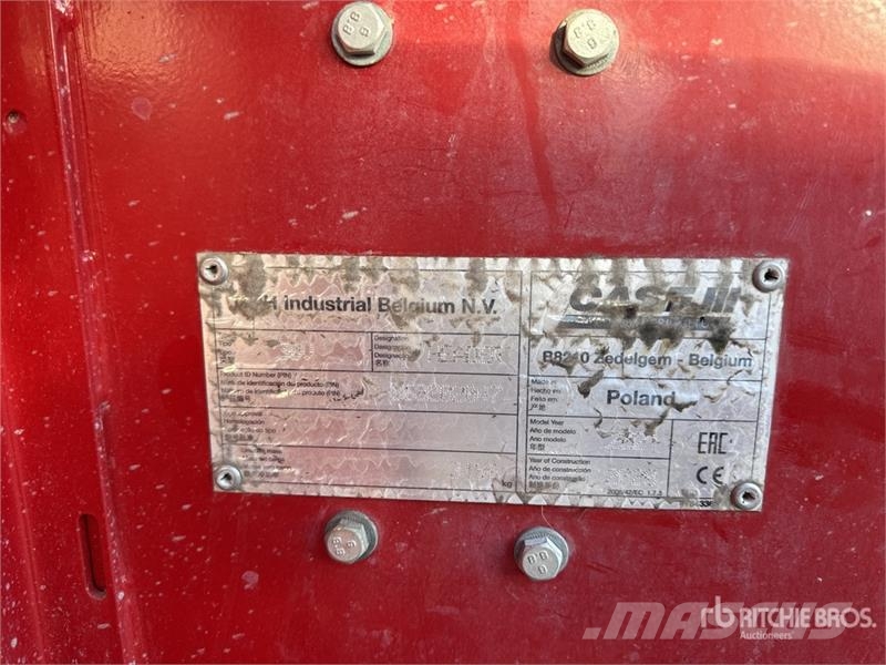 Case IH Axial Flow 8250 Harvest Command Combine Harvester Kombajni