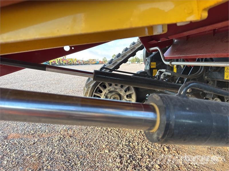 Case IH Axial Flow 8250 Harvest Command Combine Harvester Kombajni