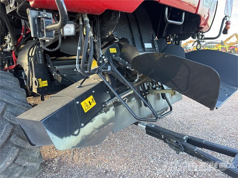 Case IH Axial Flow 8250 Harvest Command Combine Harvester Kombajni