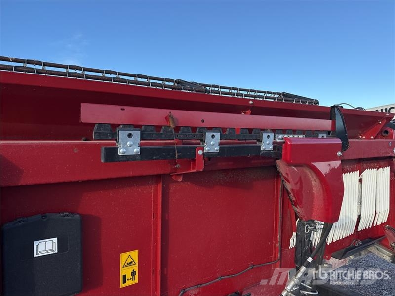 Case IH Axial Flow 8250 Harvest Command Combine Harvester Kombajni