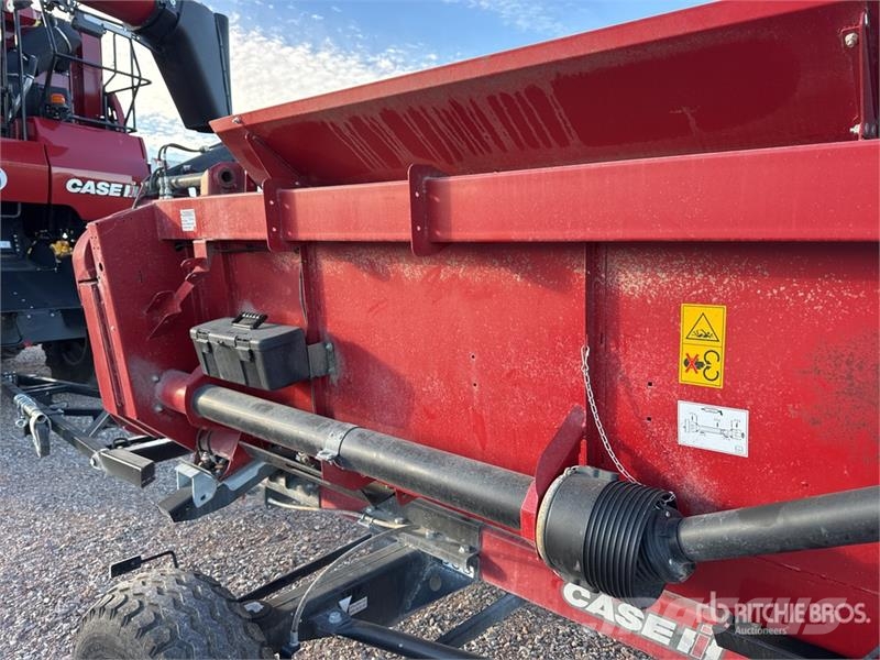 Case IH Axial Flow 8250 Harvest Command Combine Harvester Kombajni