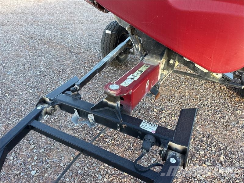Case IH Axial Flow 8250 Harvest Command Combine Harvester Kombajni