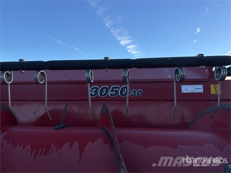Case IH Axial Flow 8250 Harvest Command Combine Harvester Kombajni