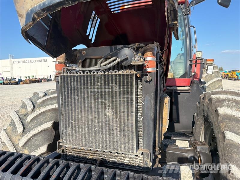 Case IH MX 2702 4WD Tractor (Inoperable) Trattori