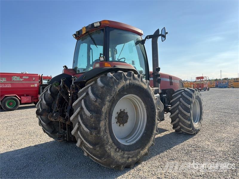 Case IH MX 2702 4WD Tractor (Inoperable) Trattori