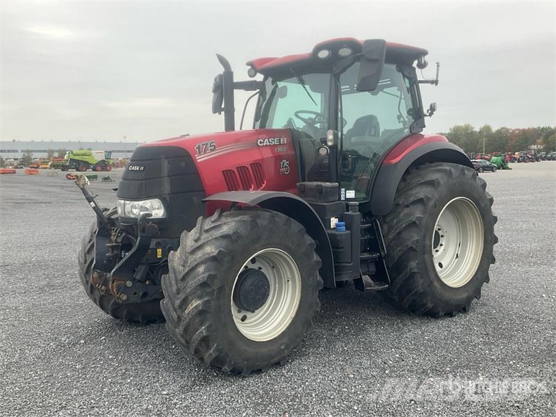 Case IH Puma 175CVX 4WD Tractor الجرارات