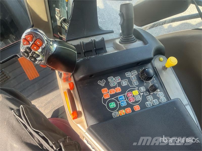 CASE Magnum 380 CVX 4WD 4WD Tractor Tractoren