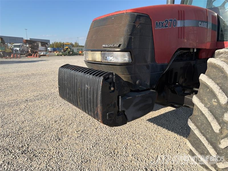 CASE MX 2702 4WD Tractor (Inoperable) Traktorok