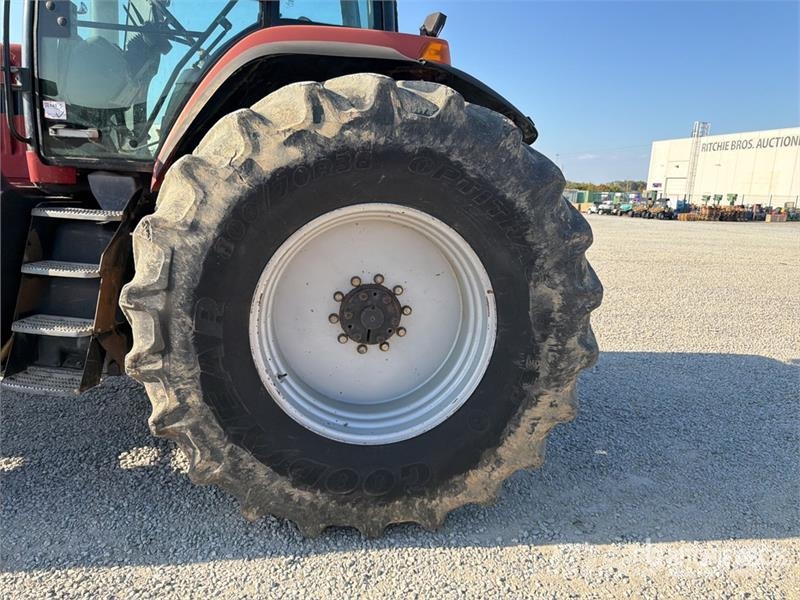 CASE MX 2702 4WD Tractor (Inoperable) Traktorok