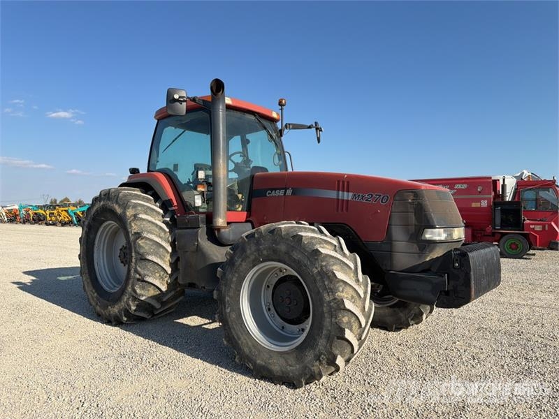 CASE MX 2702 4WD Tractor (Inoperable) Traktorok