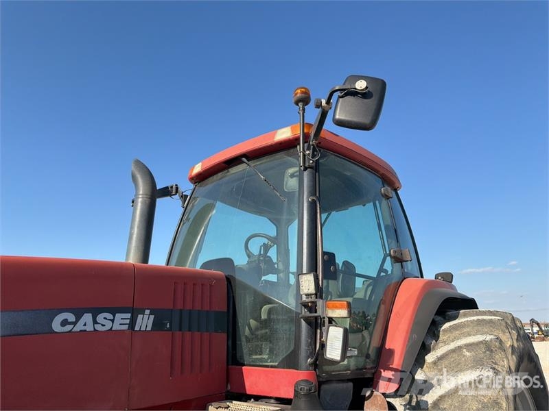 CASE MX 2702 4WD Tractor (Inoperable) Traktorok