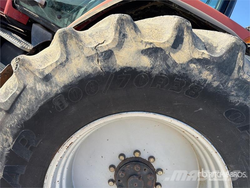 CASE MX 2702 4WD Tractor (Inoperable) Traktorok