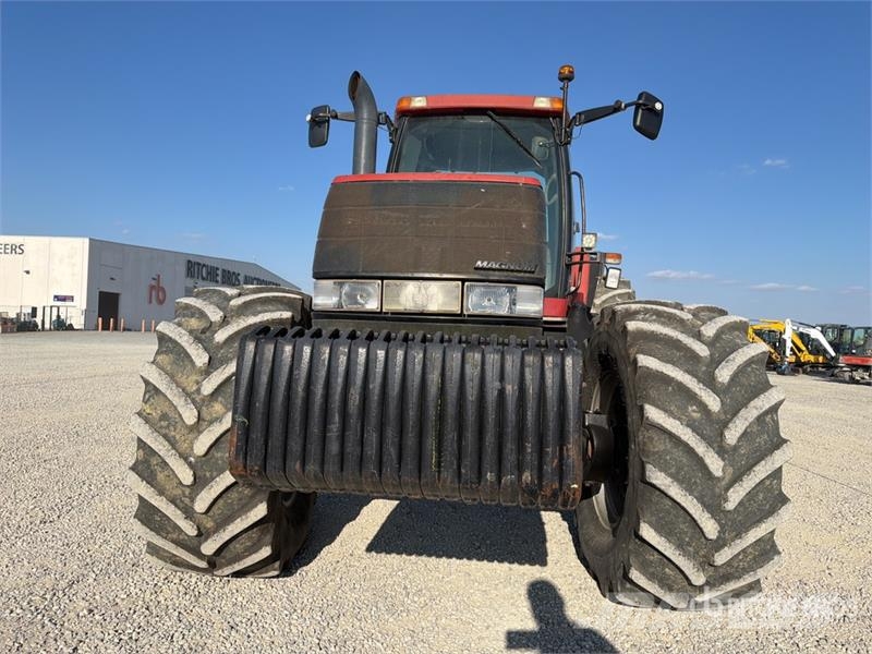 CASE MX 2702 4WD Tractor (Inoperable) Traktorok