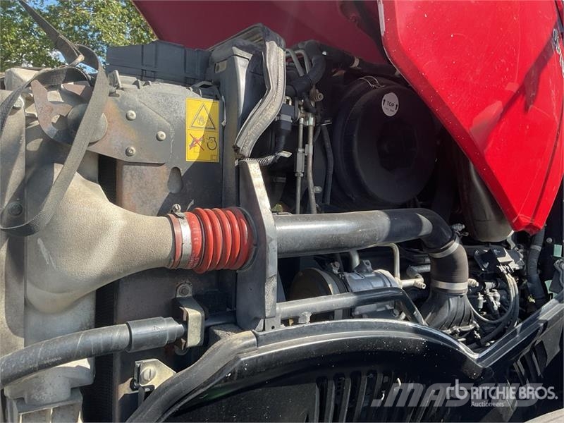 CASE Optum 270 CVM 4WD Tractor Traktoriai