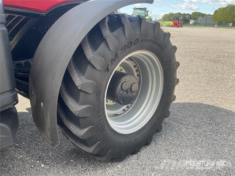 CASE Optum 270 CVM 4WD Tractor Traktoriai