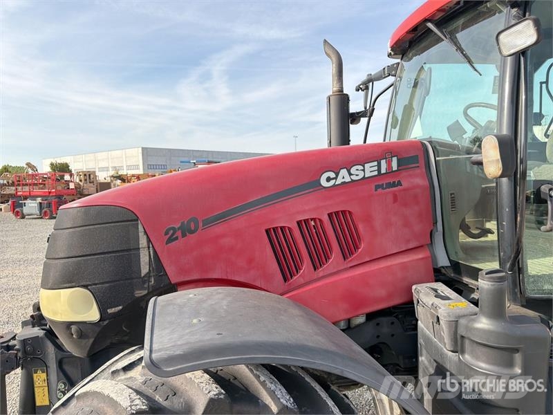 CASE Puma 210 4WD Tractor Traktorok
