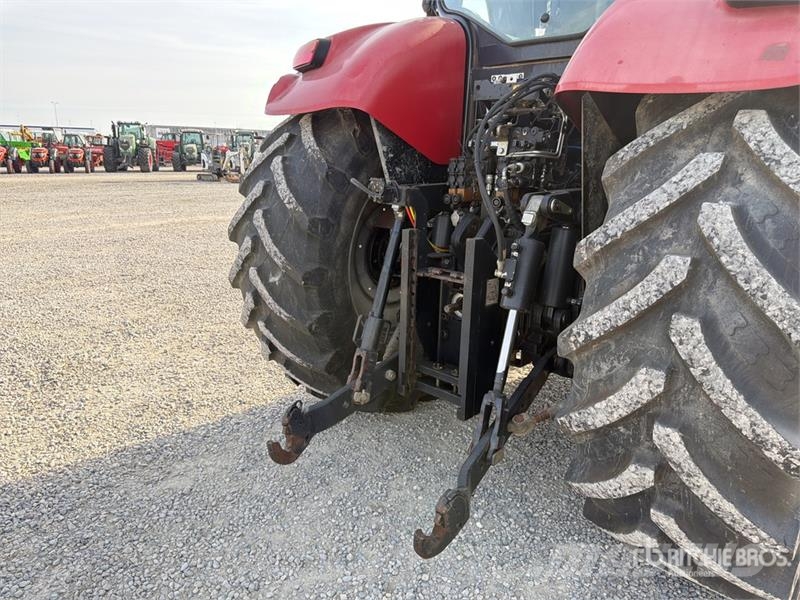 CASE Puma 210 4WD Tractor Traktorok